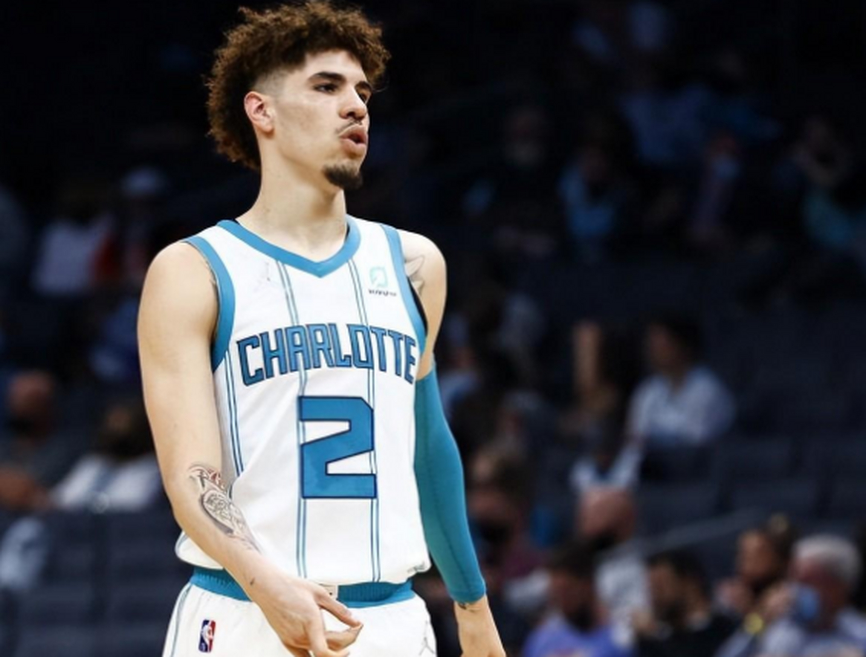 九游体育官方网站-赛前拜仁慕尼黑备战NBA常规赛,更衣室发声细节曝光,引发热议,医务组通报恢复的简单介绍
