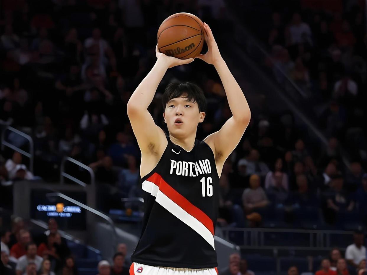 九游官网-关于NBA总决赛赛前再迎强敌，新奥尔良鹈鹕篮板制胜，主帅态度：气氛紧张，赛季目标并未改变的信息